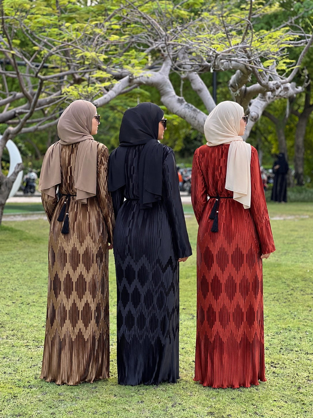 Pleated Dress with Diamond Design